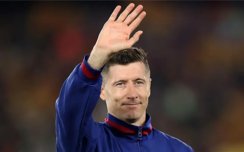 سباق إيطالي للحصول على خدمات ليفاندوفسكي